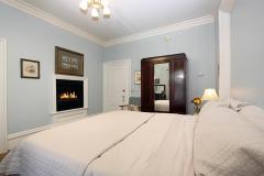 1_room-cambria-1