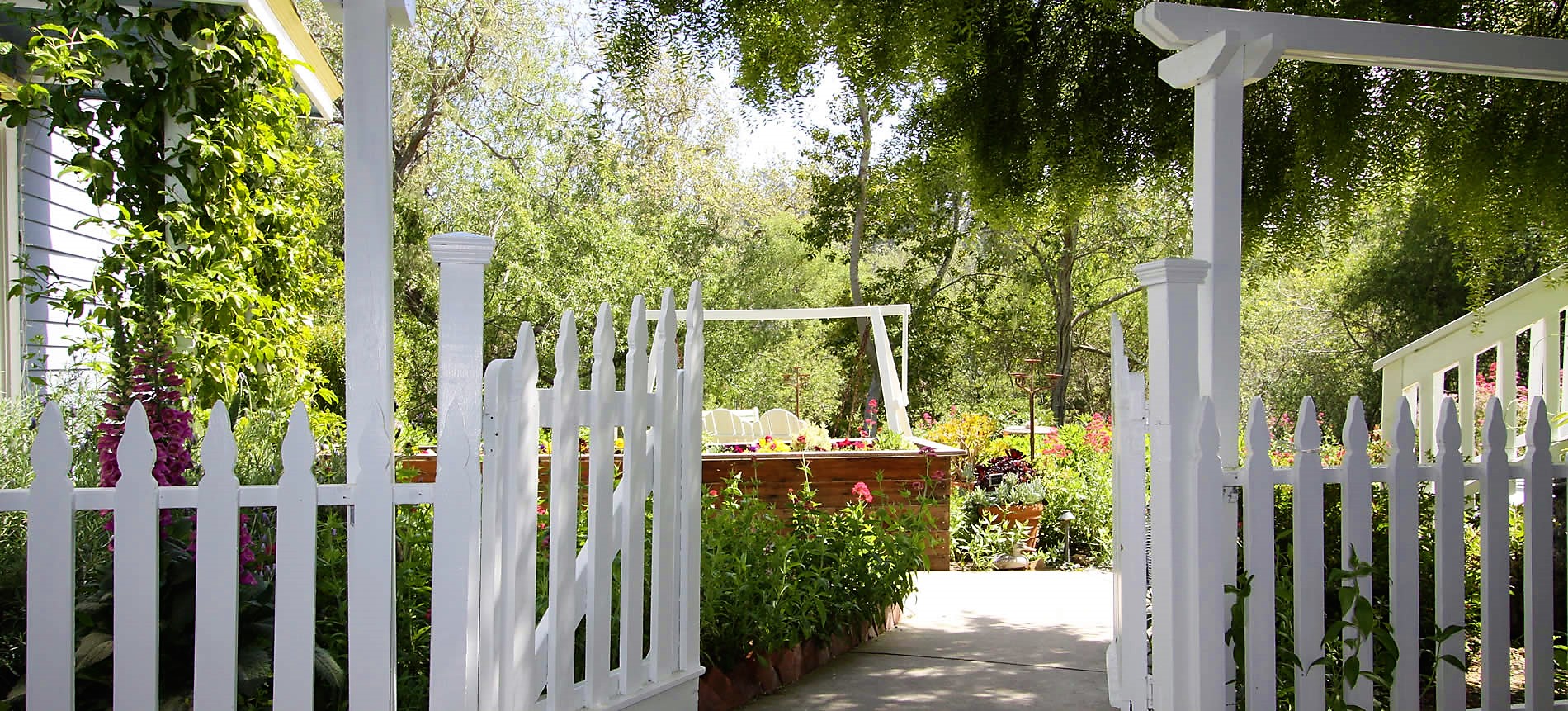 cambria bed and breakfast inn gardens with gate